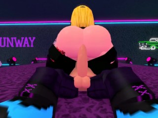 Thick ROBLOX girl rides dudes dick in a club at 1AM