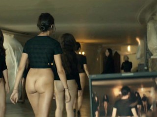 French girls show their vagina during casting call audtion (En Moi 2016 movie) | Pussy display